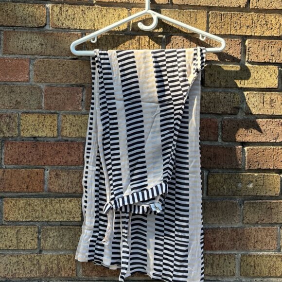 Evarae Black & White Luxury Silk Pants - Picture 3 of 3